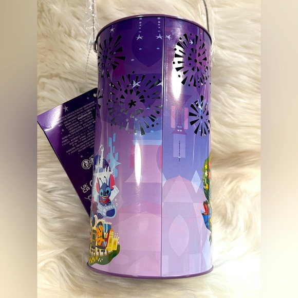 2023 Disney Parks Joey Chou Cinderella Castle Magic Kingdom Light-Up Tin… - Picture 3 of 14